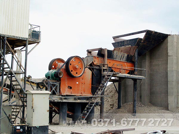 煤矸石破碎生產(chǎn)線(xiàn)