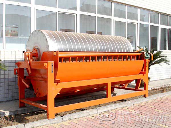 鈉長石磁選機原理是什么，磁選受什么影響