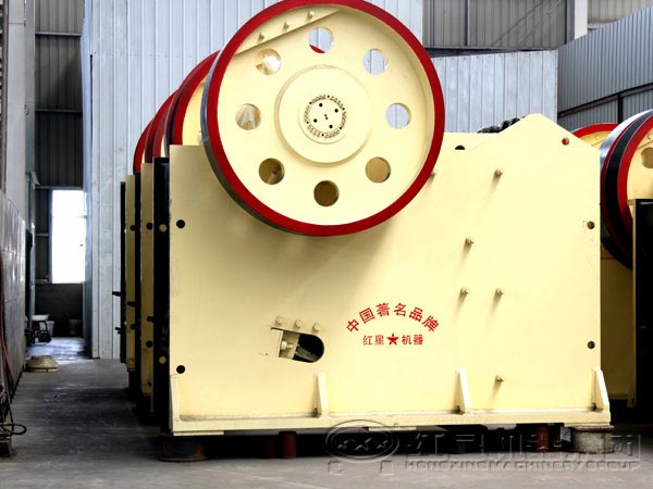 礦石破碎機設備如何選擇？河南破碎機廠家