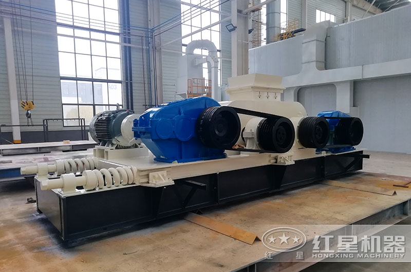 時產(chǎn)50噸對輥制砂機型號_多少錢一臺？