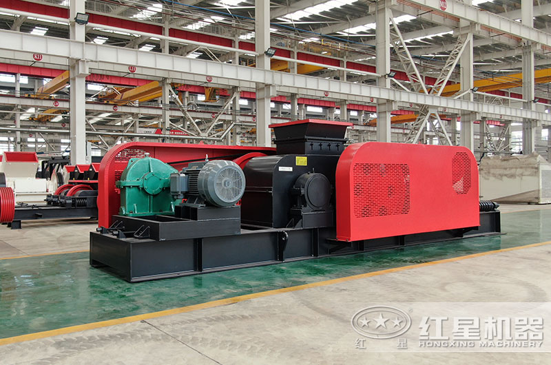 對輥制砂機(jī)圖片 對輥制砂機(jī)圖片