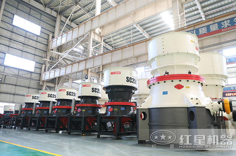 大型圓錐粉碎機(jī)圖片 大型圓錐粉碎機(jī)圖片