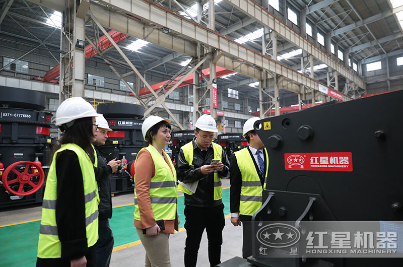 客戶到廠實地考察設備 客戶到廠實地考察設備