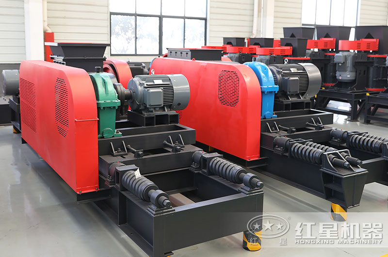 時(shí)產(chǎn)80噸對(duì)輥制砂機(jī)多少錢一臺(tái)？