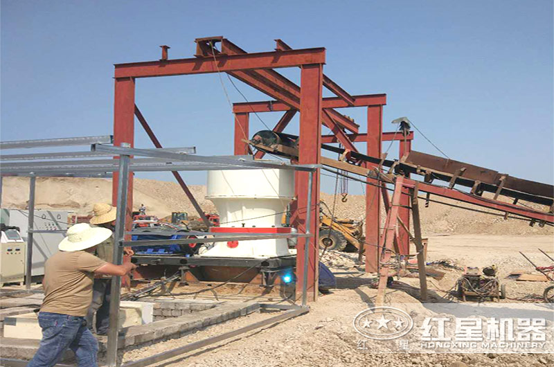 單缸液壓圓錐破碎機(jī)的液壓可自動(dòng)調(diào)整嗎？其結(jié)構(gòu)特點(diǎn)及優(yōu)勢有哪些？