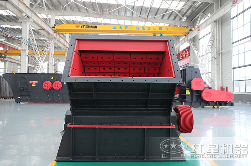 大口徑反擊破碎機(jī)圖片 大口徑反擊破碎機(jī)圖片