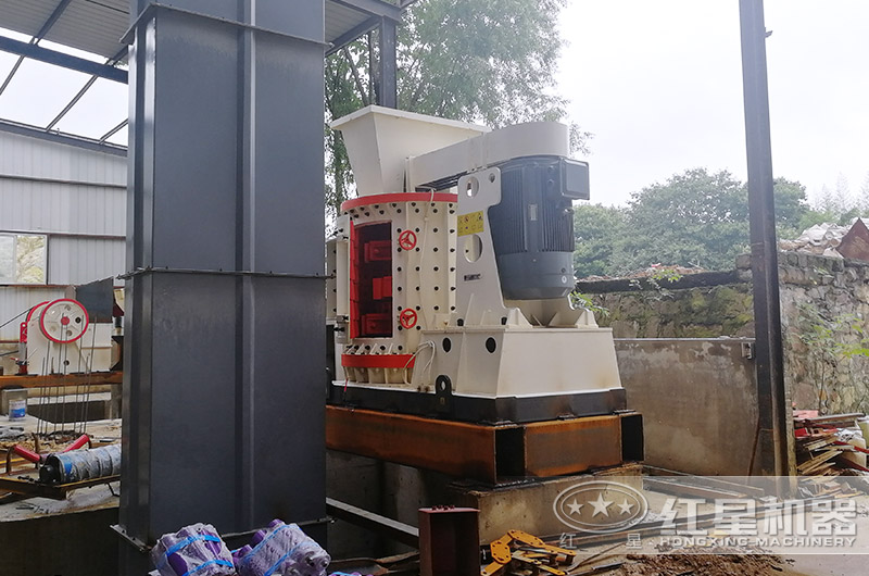 1500立軸制砂機(jī)工作現(xiàn)場(chǎng)圖片