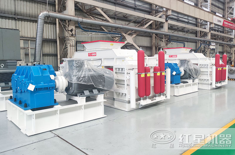 對輥式粉碎機(jī)圖片 對輥式粉碎機(jī)圖片