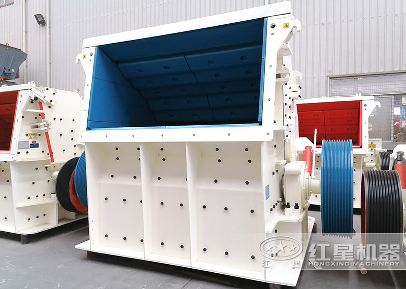 1214反擊破時產(chǎn)多少噸 ？錘破與反擊破哪個好