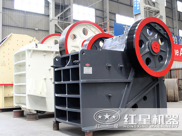 慶元旦，河南紅星鄂式破碎機(jī)年末大優(yōu)惠開始了