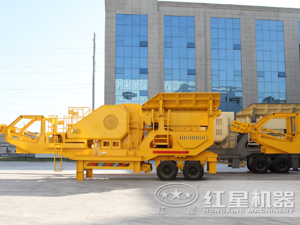 對(duì)比傳統(tǒng)碎石設(shè)備，移動(dòng)破碎站有哪些閃光點(diǎn)？