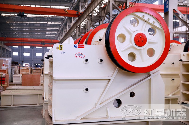 紅星機(jī)器廠家生產(chǎn)的礦山設(shè)備，不怕貨比貨，就怕您買錯(cuò)！