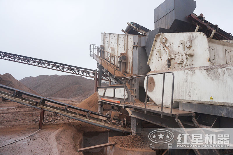 移動反擊破碎石機(jī)價格一臺是多少