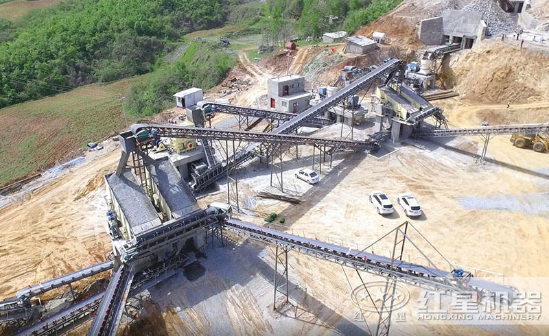 石灰粉碎機(jī)多少錢？附視頻