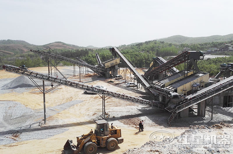 小型粉（打）石頭機(jī)器多少錢(qián)