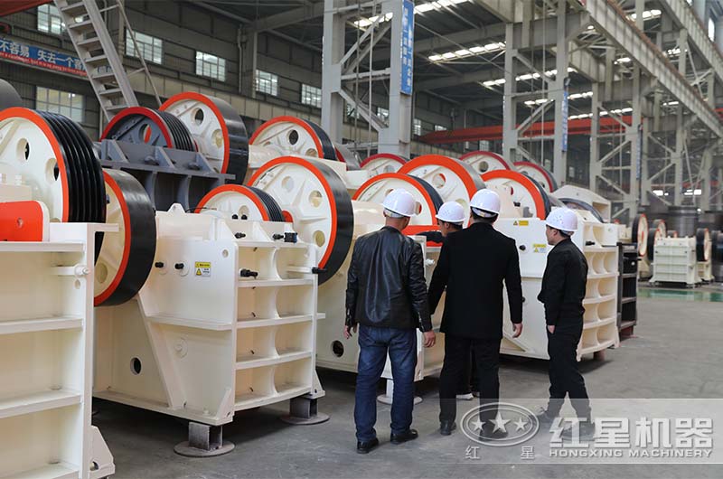 內(nèi)蒙時產(chǎn)150噸青石破碎生產(chǎn)線安裝完成，看看生產(chǎn)效果如何