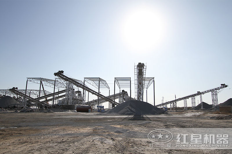 一套機(jī)制砂機(jī)器多少錢？有沒有現(xiàn)場(chǎng)工作視頻