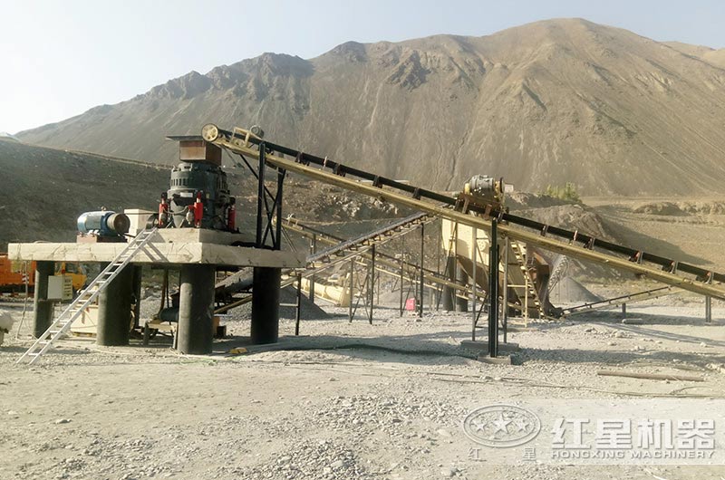 中型碎石機(jī)多少錢一臺(tái)，一天能碎多少石頭？