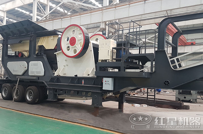 三合一移動顎式砂石機生產(chǎn)車間