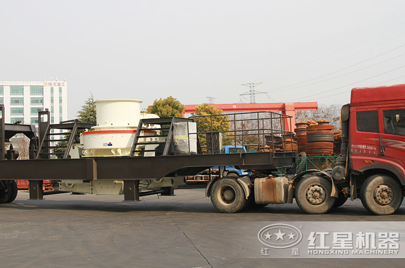 沖擊式流動碎石機(jī)發(fā)貨現(xiàn)場