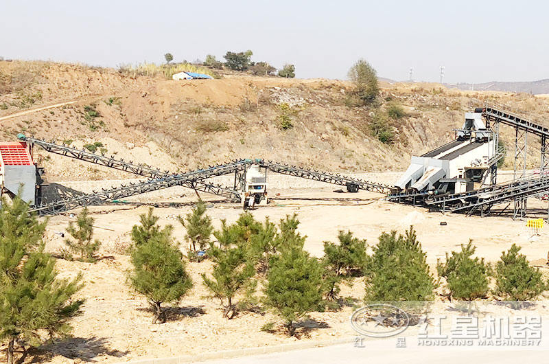 五十萬之內(nèi)的小型石頭制沙機都有哪種，產(chǎn)量多大？