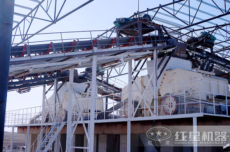 反擊式碎石機械多少錢（內(nèi)附型號參數(shù)）？