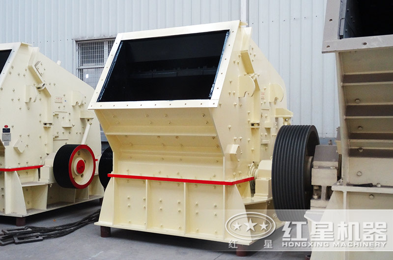 反擊破碎機(jī)型號(hào)有幾種？價(jià)格多少錢一臺(tái)？