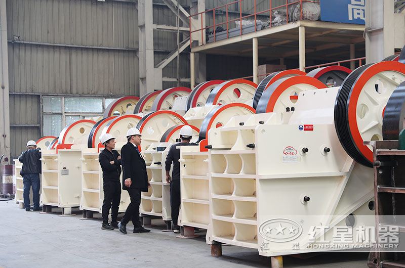 柴油機帶的破碎機效果好嗎？有沒有移動的