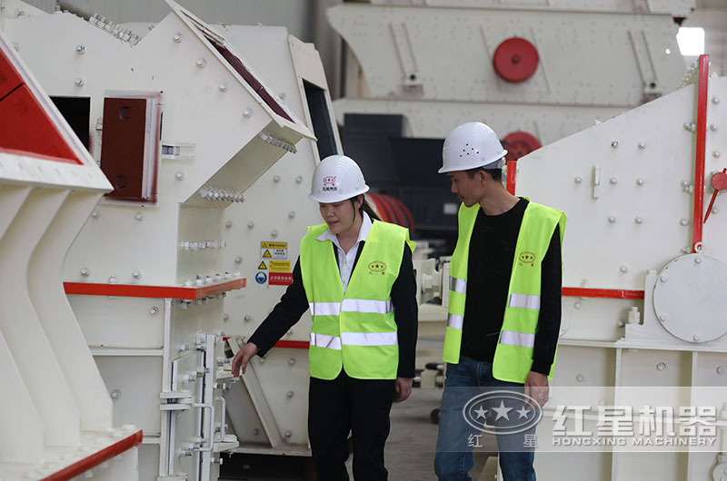 有1萬至2萬左右的的小型碎石機嗎？