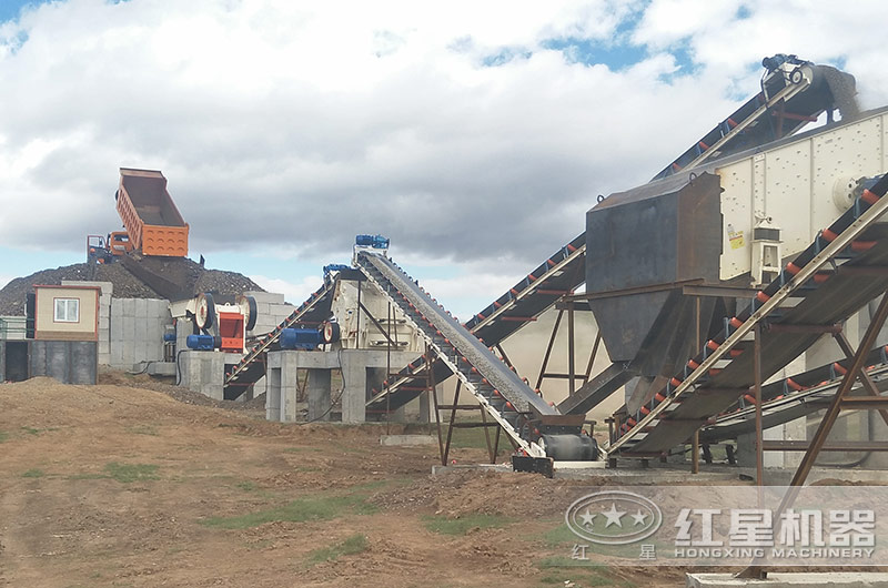 常用礦山破碎機械設(shè)備有哪些？有移動破碎設(shè)備嗎？