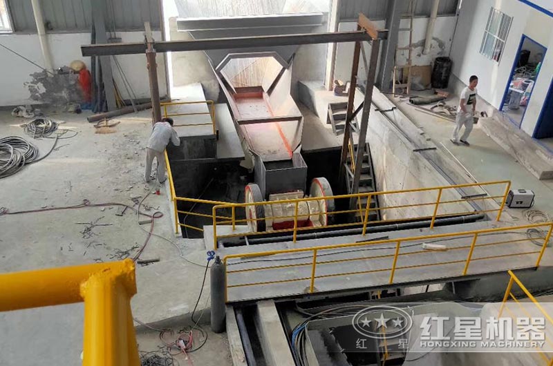 磚廠用頁巖破碎機(jī)轉(zhuǎn)速一般是多少？頁巖磚和紅磚哪個建房子好？