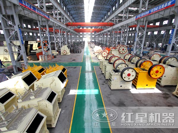 哪款破碎機(jī)更適合石料破碎生產(chǎn)線的細(xì)碎加工？